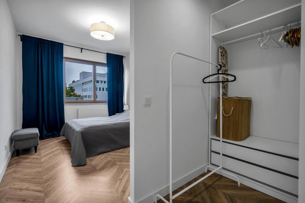 Business District Apartment - Parking, Balcony By Rentujemy Varsavia Esterno foto